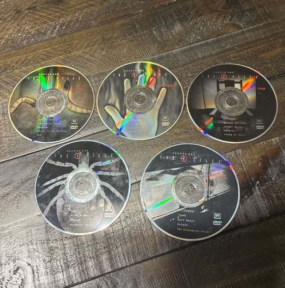 The X-Files Seasons 1 and 2 Replacement DVDs Lot of 9 Discs Poor Condition Needs